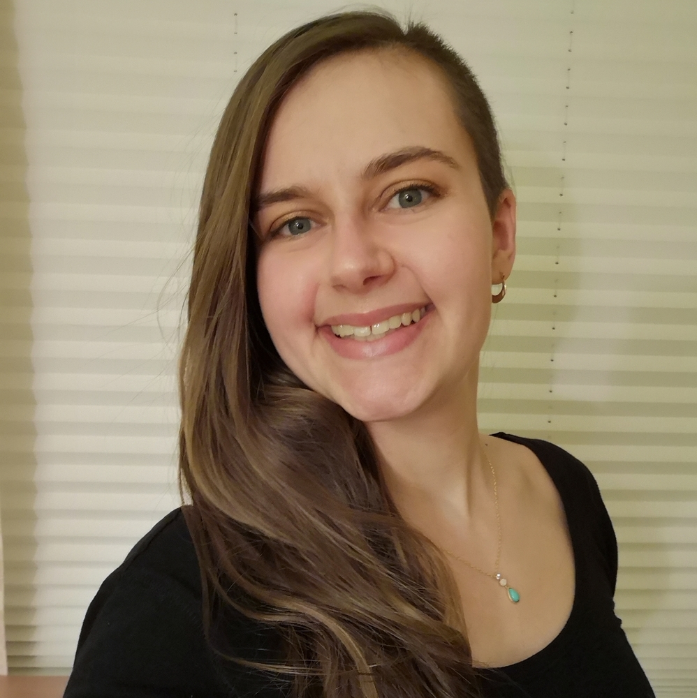 Meet your Posher, Chloe